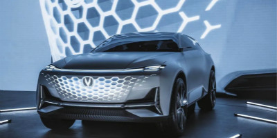 長(zhǎng)安汽車(chē)發(fā)布全新LOGO設(shè)計(jì)和品牌專(zhuān)屬字體